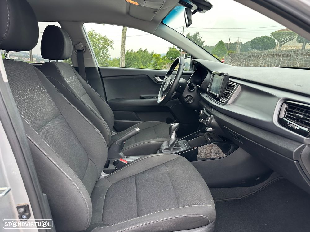 Kia Rio 1.2 CVVT Urban - 27