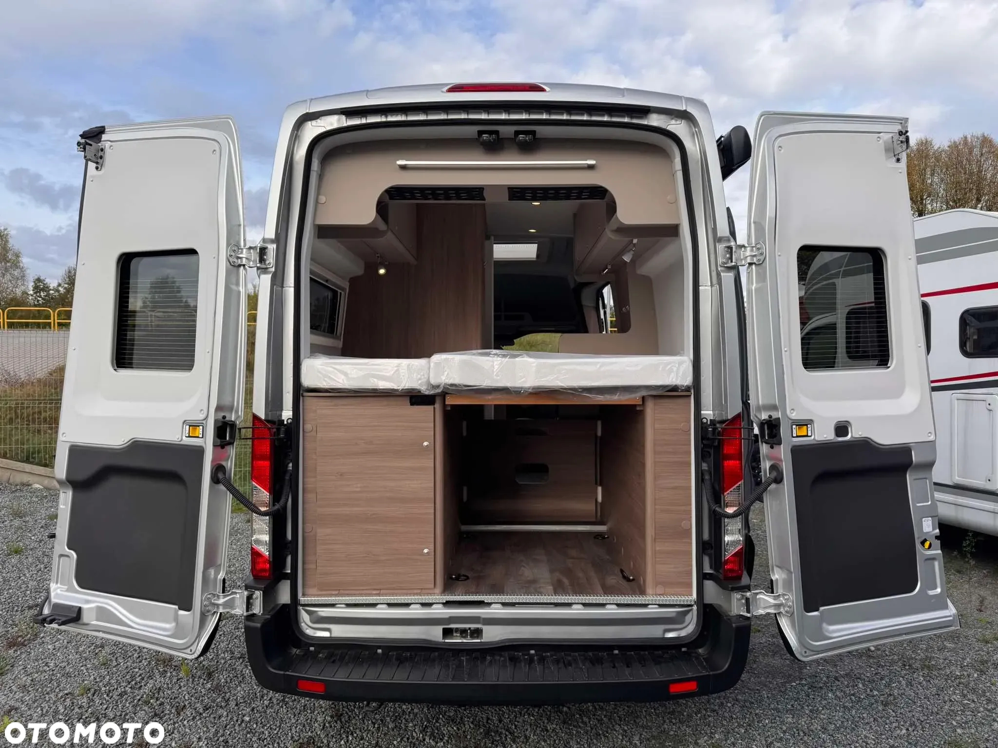 Carado CV590 4x4 Edition25 - Nowy kamper 4x4 - 36