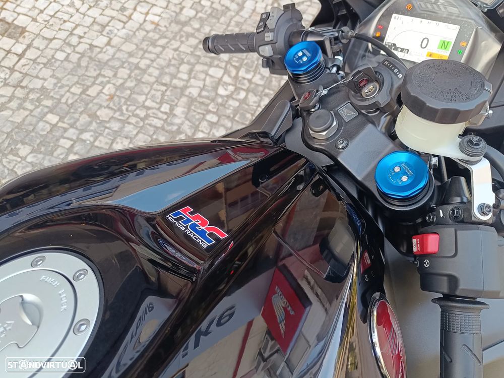 Honda CBR CBR 600RR - 10