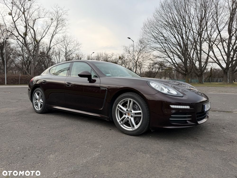 Porsche Panamera 4 - 3