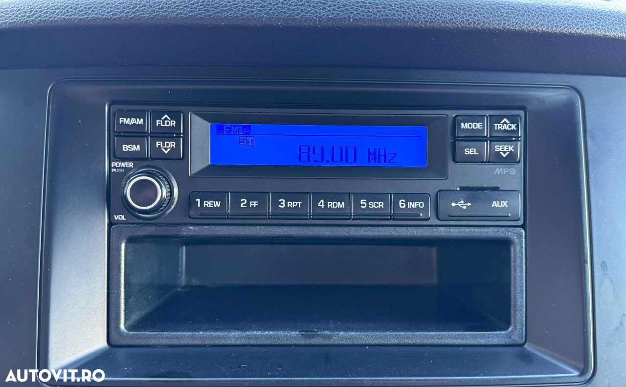 Hyundai H350 PRELATA CU DORMITOR - 24
