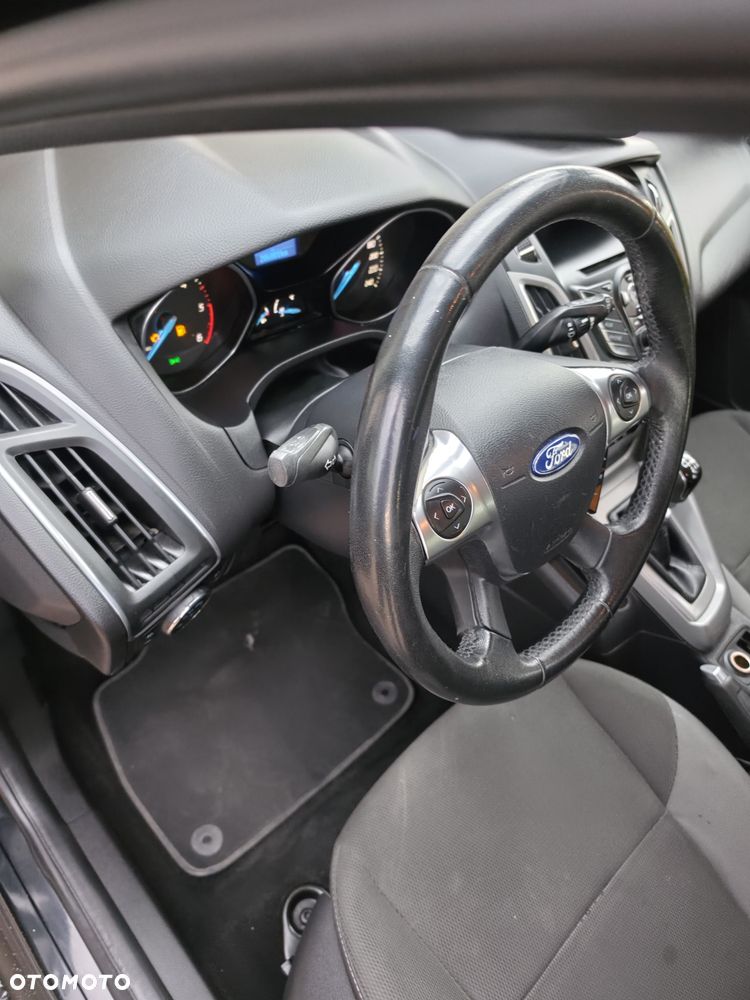 Ford Focus - 14