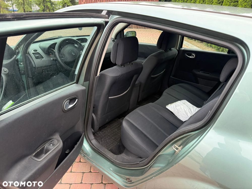 Renault Megane 1.6 Confort Authentique - 5