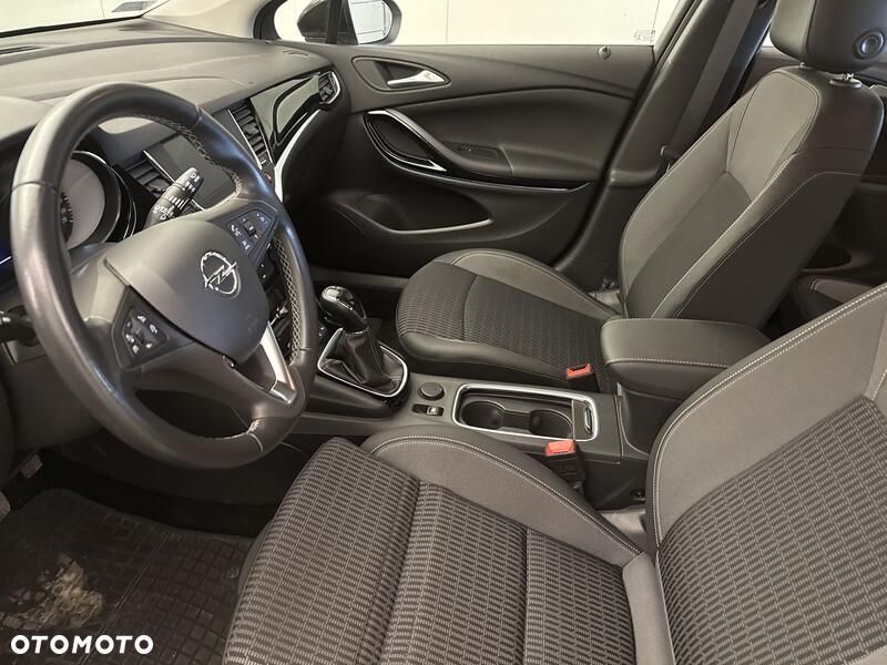 Opel Astra 1.2 T Elegance S&S - 11