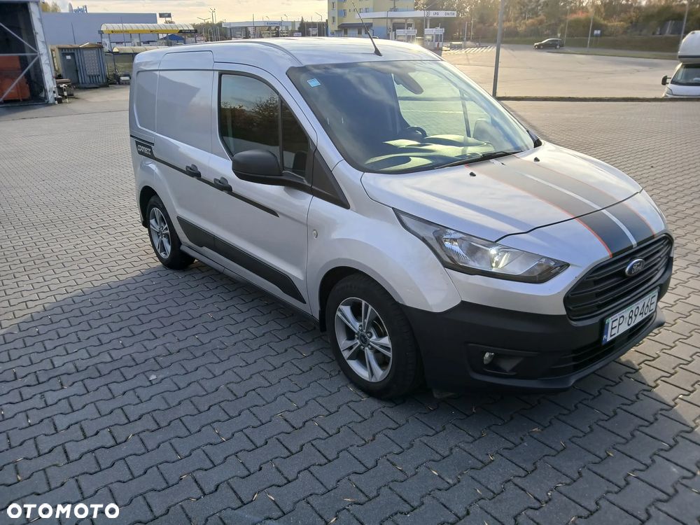 Ford Transit Connect - 17