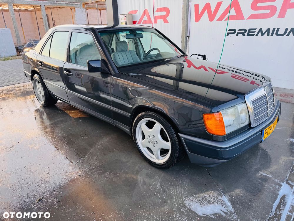 Mercedes-Benz W124 (1984-1993) - 16