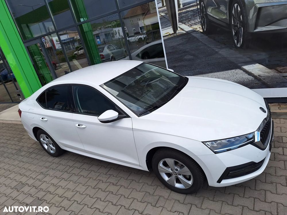 Skoda Octavia 1.5 TSI DSG MHEV Style - 10