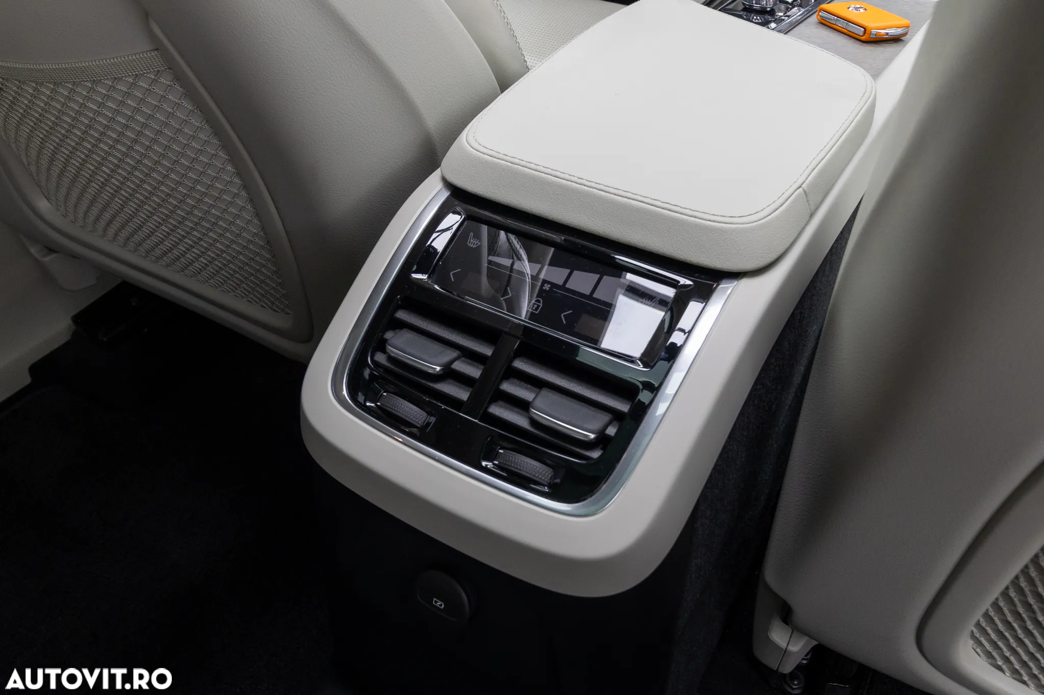 Volvo XC 90 Recharge T8 AWD Ultimate Dark - 34