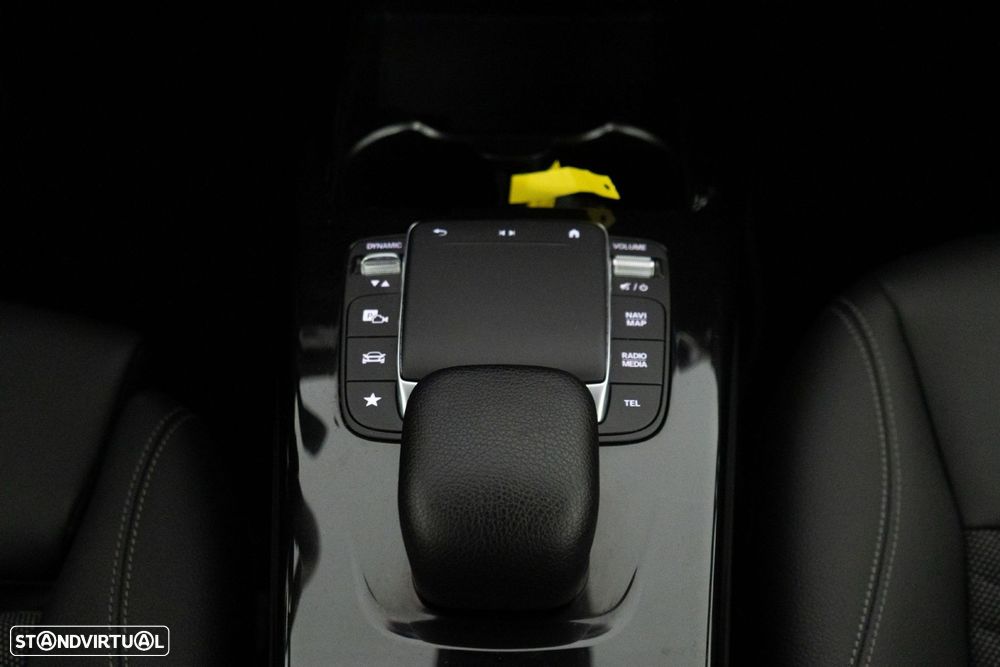 Mercedes-Benz A 250 e Progressive - 24