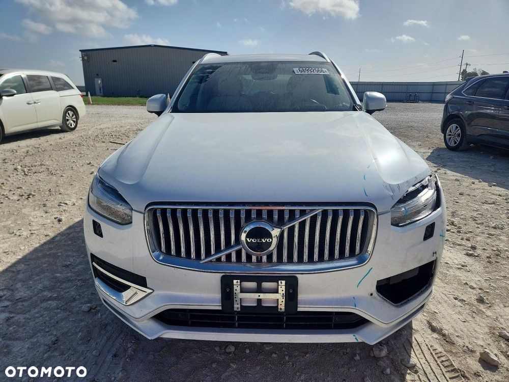 Volvo XC 90 - 6
