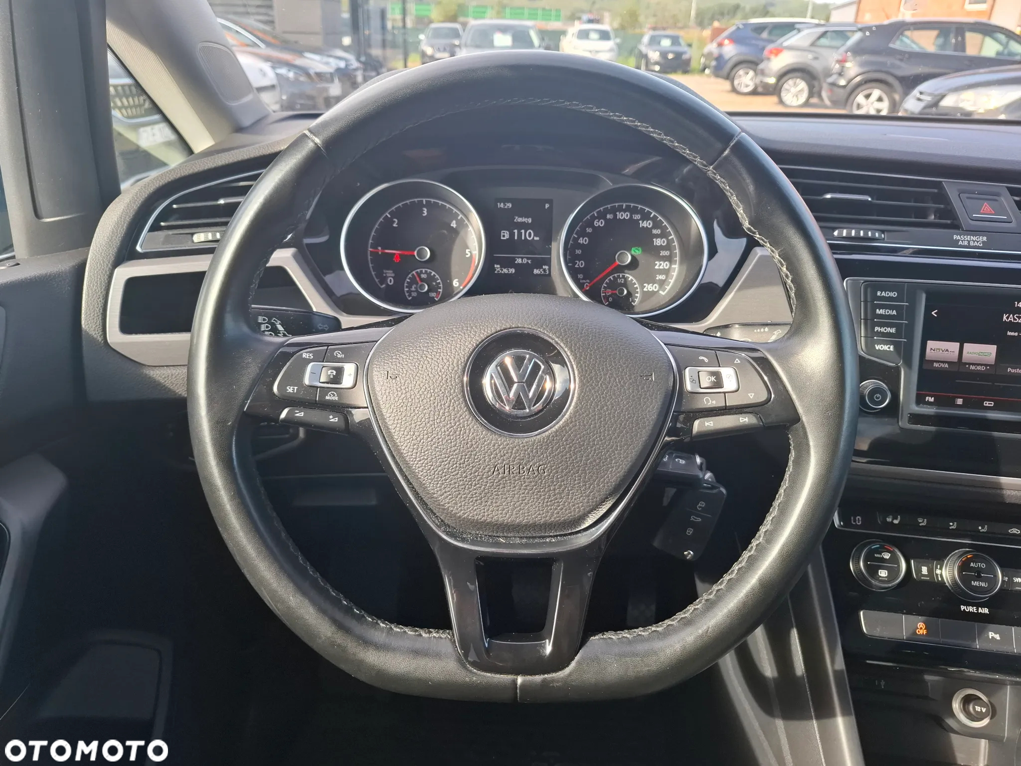 Volkswagen Touran 2.0 TDI BMT Comfortline DSG - 21