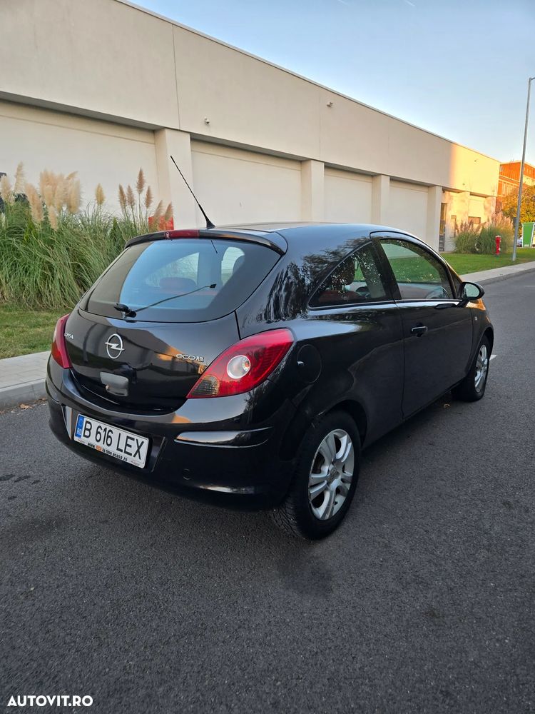 Opel Corsa 1.3 CDTI Cosmo - 2