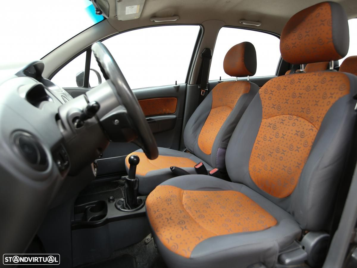 Chevrolet Matiz - 11