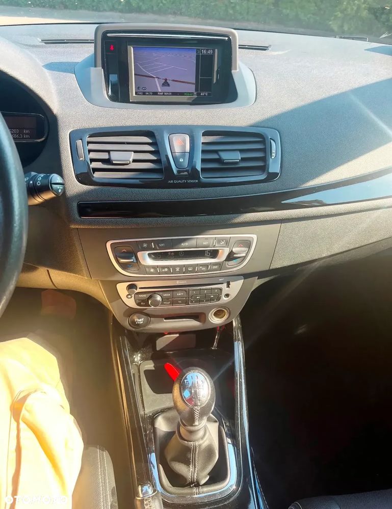 Renault Megane ENERGY TCe 115 Start & Stop Bose Edition - 10