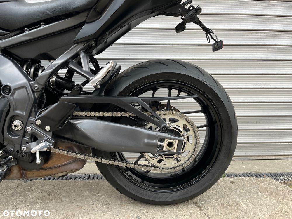 Yamaha MT - 12