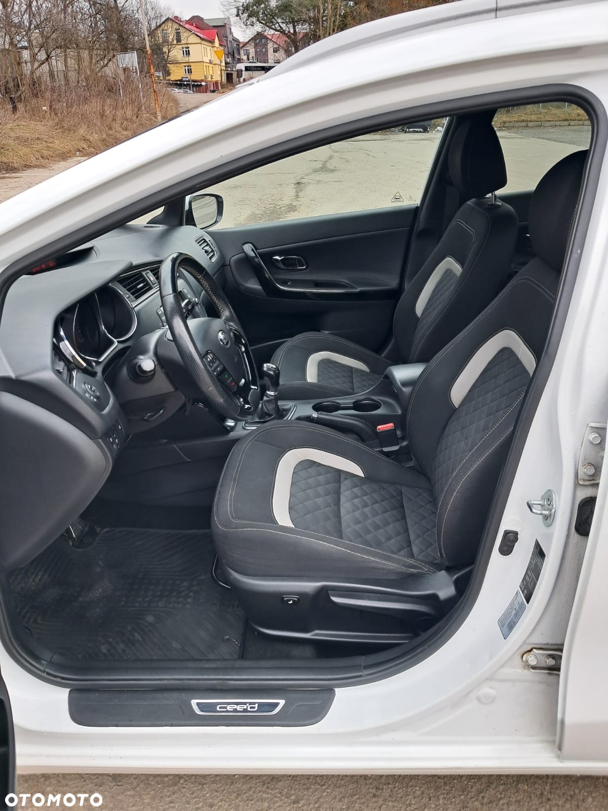 Kia Ceed 1.6 CRDi 136 ISG GT Line - 7