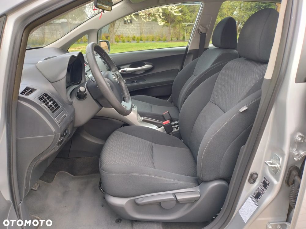 Toyota Auris 1.33 VVT-i - 23