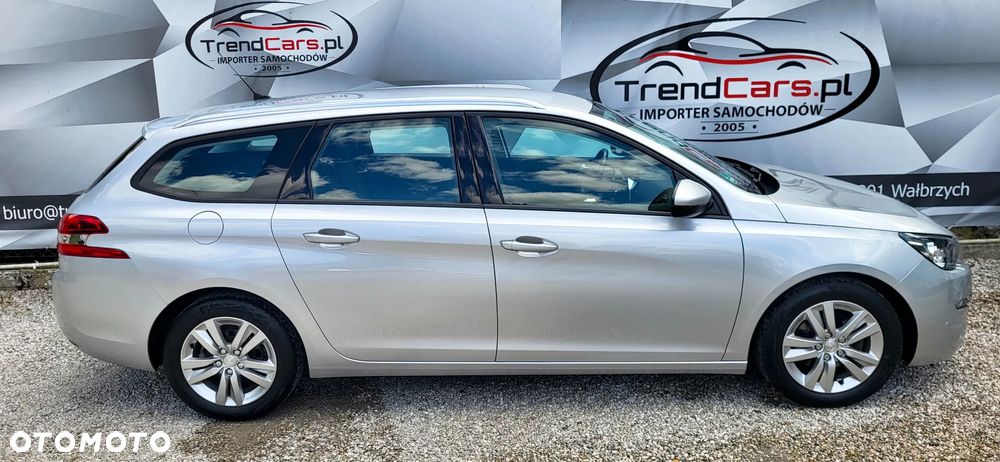 Peugeot 308 SW BlueHDi 120 Stop & Start Business-Line - 4