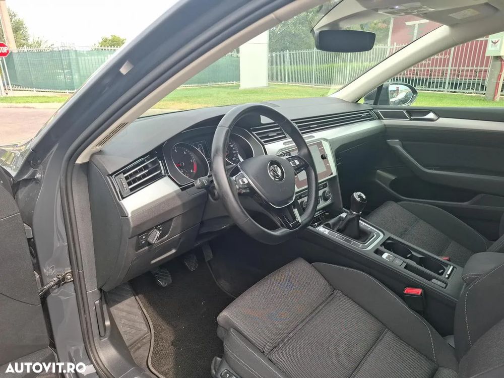 Volkswagen Passat Variant 2.0 TDI Comfortline - 9