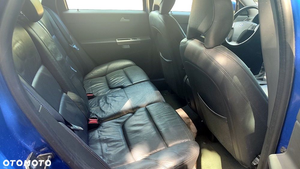 Volvo V50 2.0D Momentum - 32