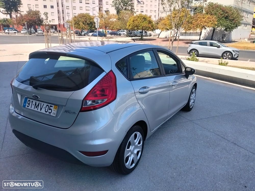 Ford Fiesta 1.4 TDCI Techno 104g - 5
