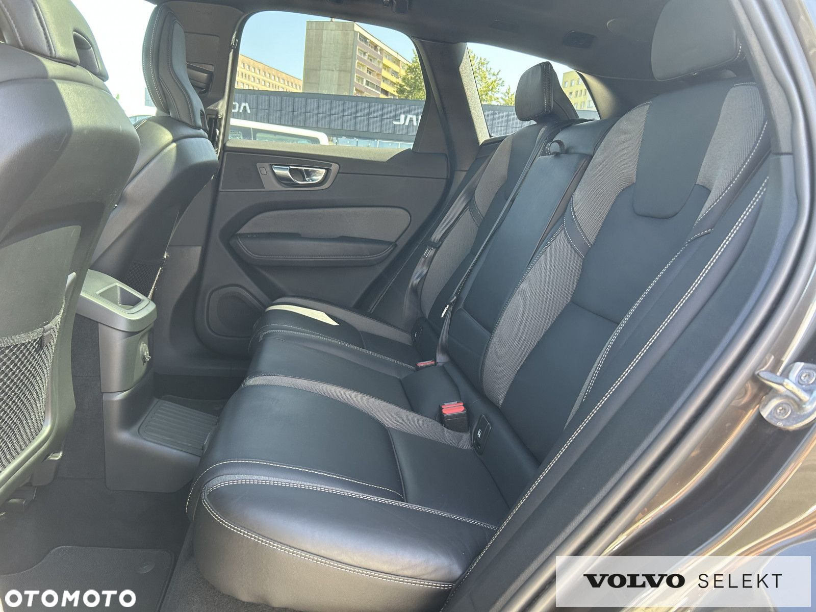 Volvo XC 60 - 31