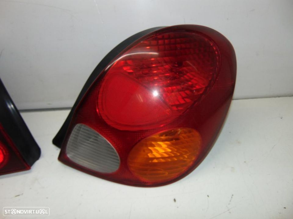Toyota Corolla farolins - 7