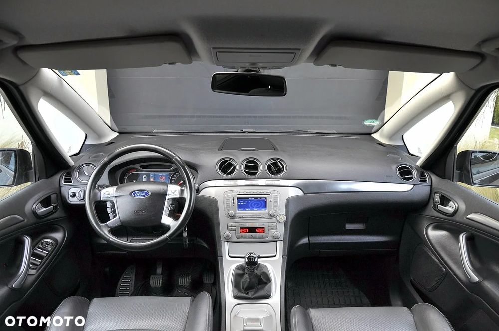 Ford S-Max - 7