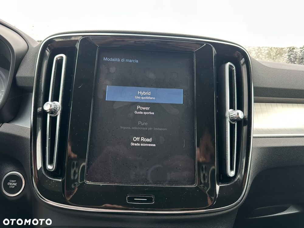 Volvo XC 40 - 11