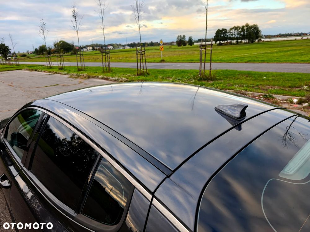 Kia Stinger 3.3 T-GDI V6 GT AWD - 19