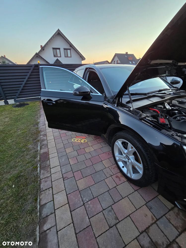 Audi A4 Avant 2.0 TDI Sport S tronic - 26