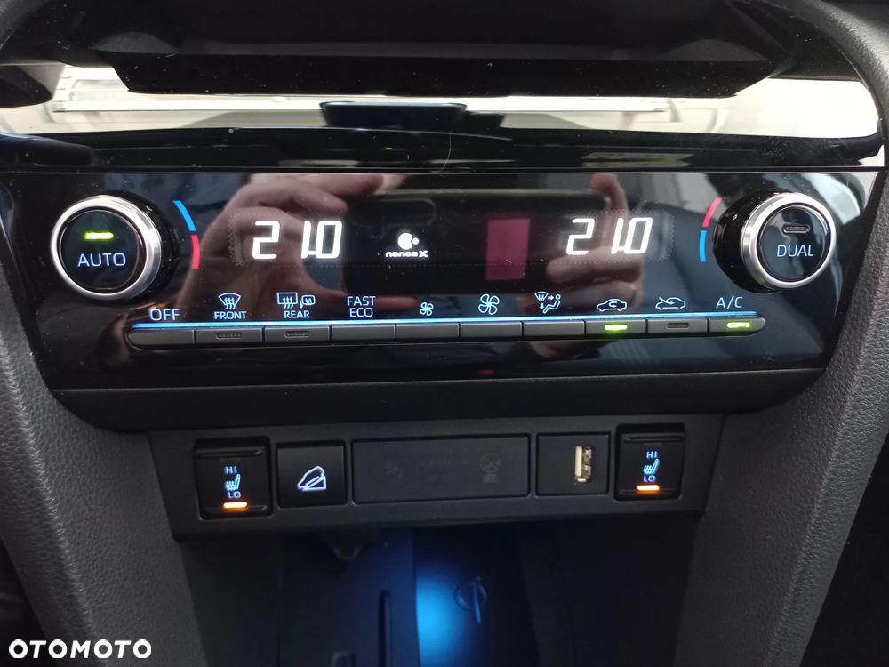 Toyota Yaris Cross Hybrid 1.5 Adventure 4x4 - 21