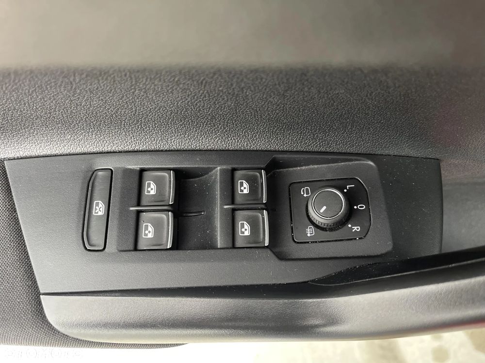 Volkswagen Taigo 1.5 TSI ACT Style DSG - 22