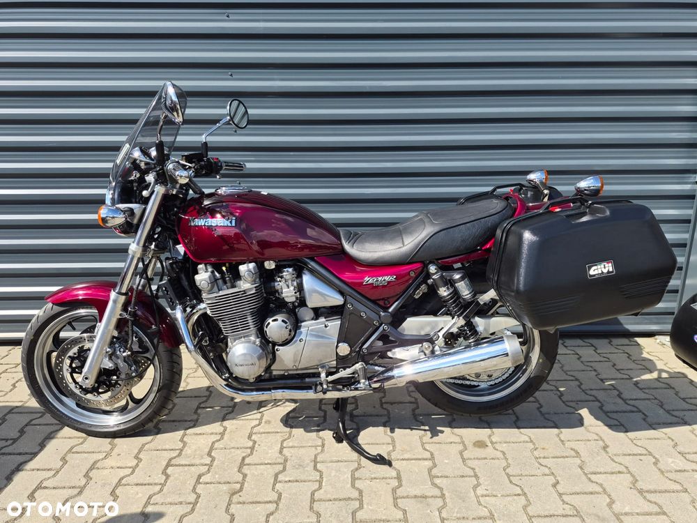 Kawasaki Zephyr - 1