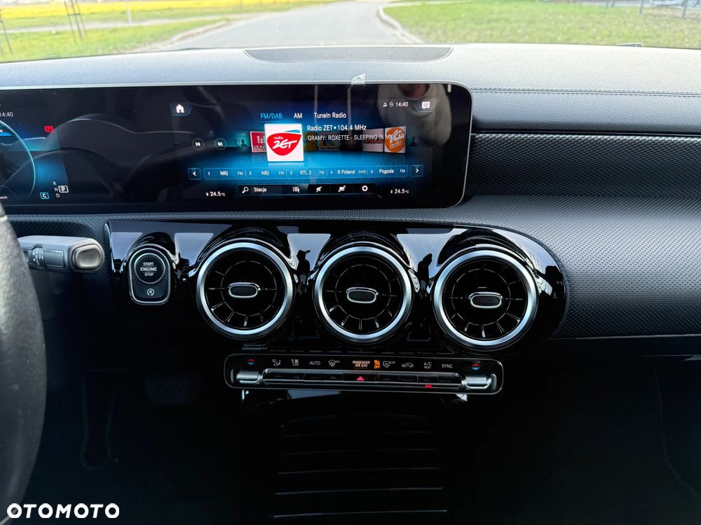 Mercedes-Benz CLA 180 d 7G-DCT Progressive - 14