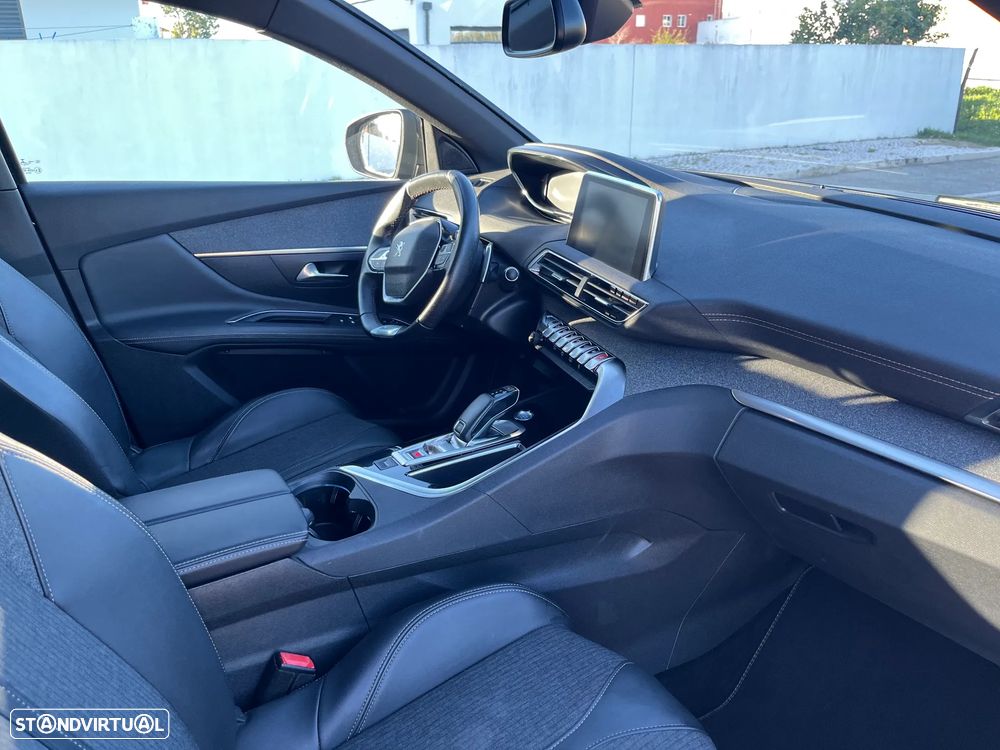 Peugeot 3008 1.5 BlueHDi GT Line J19 EAT8 - 10