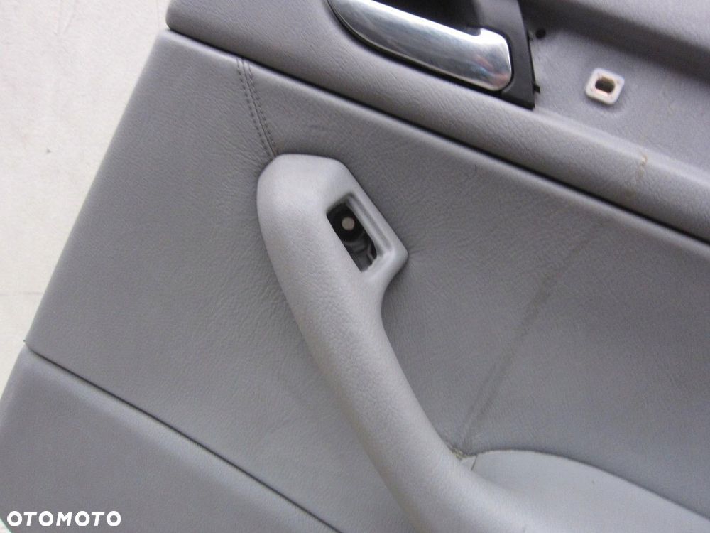 BMW E46 SEDAN KOMBI BOCZEK DRZWI PRAWY TYLNY TYŁ SZARY SKÓRA - 2