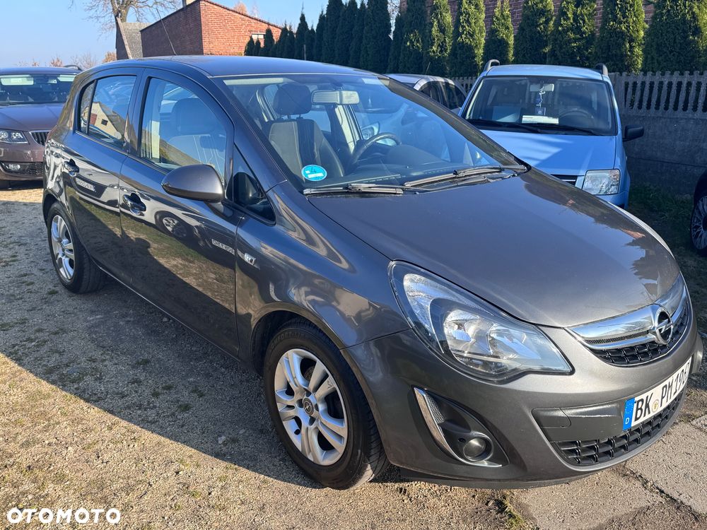 Opel Corsa 1.2 16V Essentia - 13