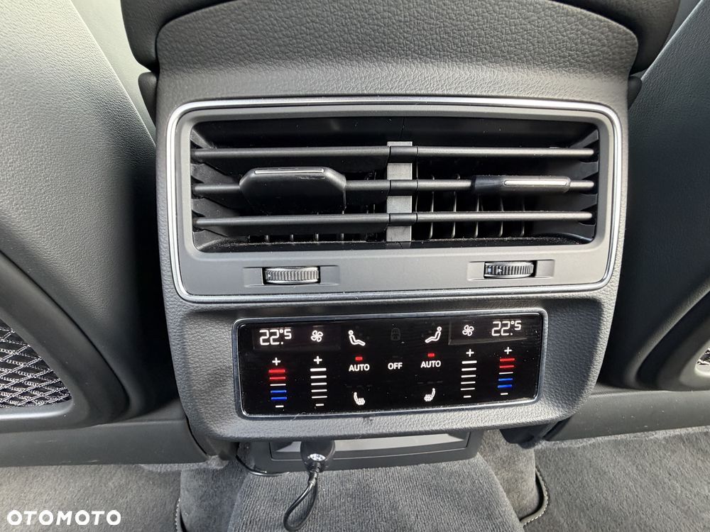 Audi SQ8 TFSI Quattro Tiptronic - 17