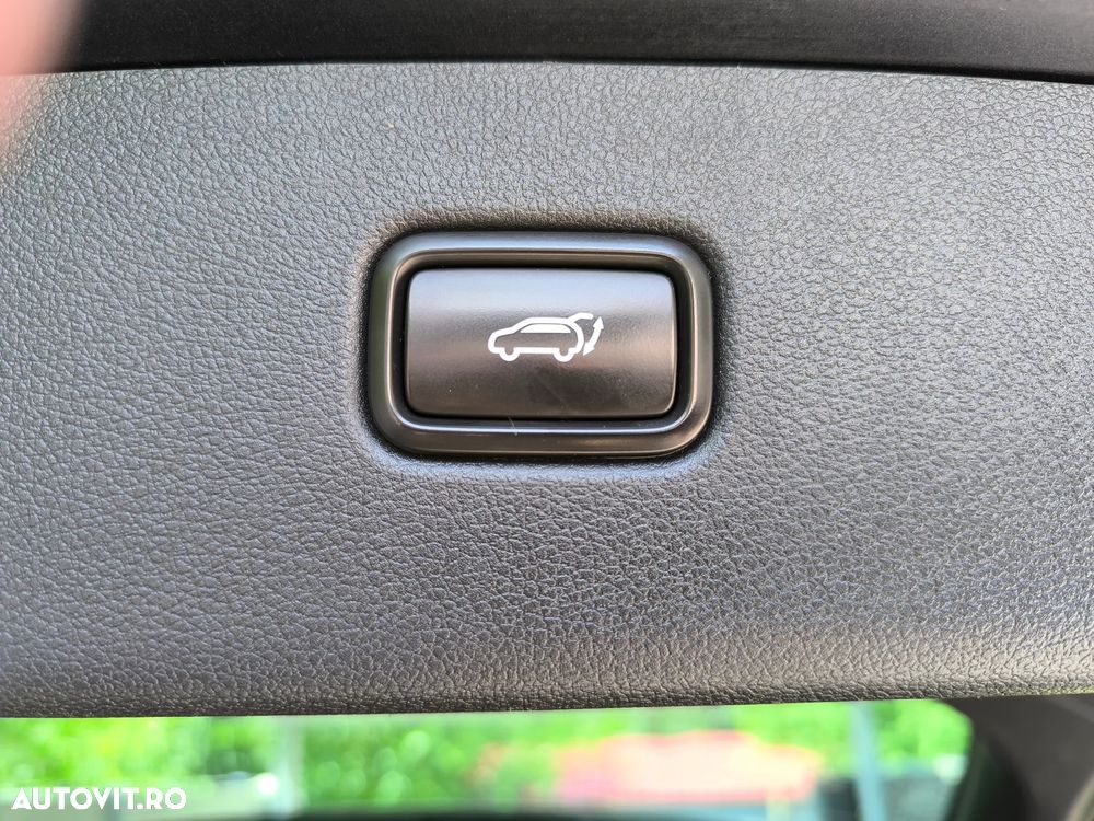 Hyundai Tucson 2.0 CRDI 4WD Automatik Premium - 13