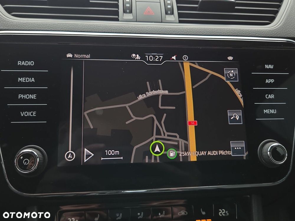 Skoda Superb 2.0 TDI SCR 4x4 Sportline DSG - 23