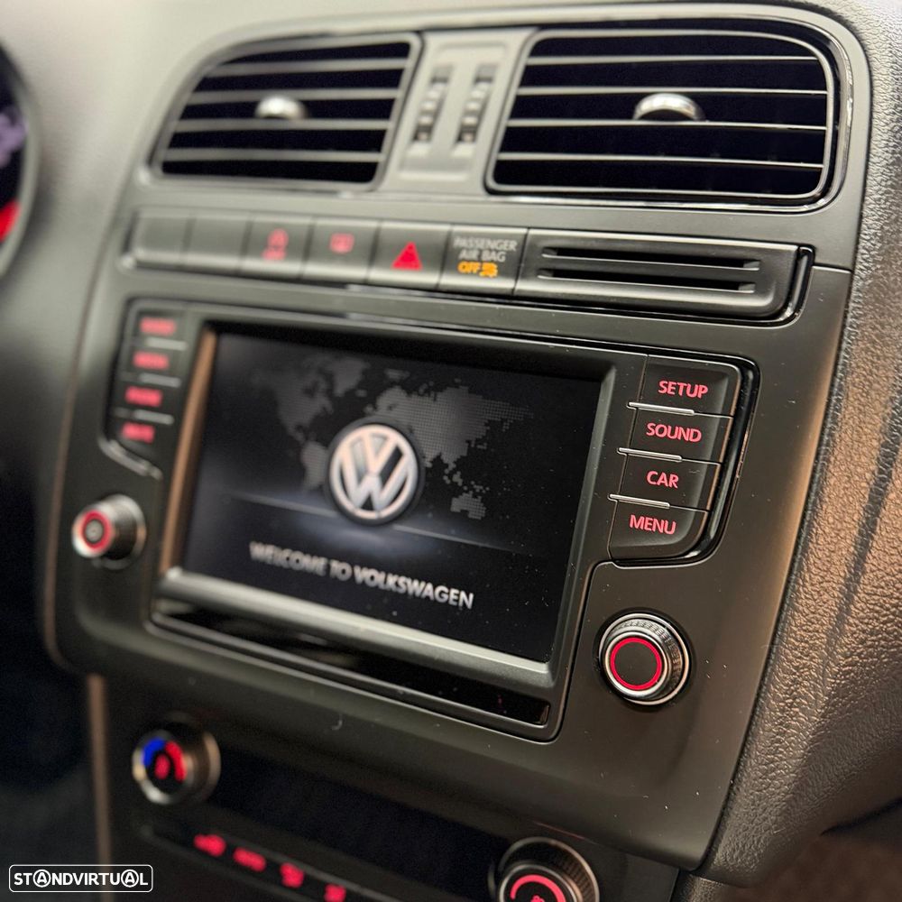 VW Polo 1.0 (Blue Motion ) Comfortline - 6