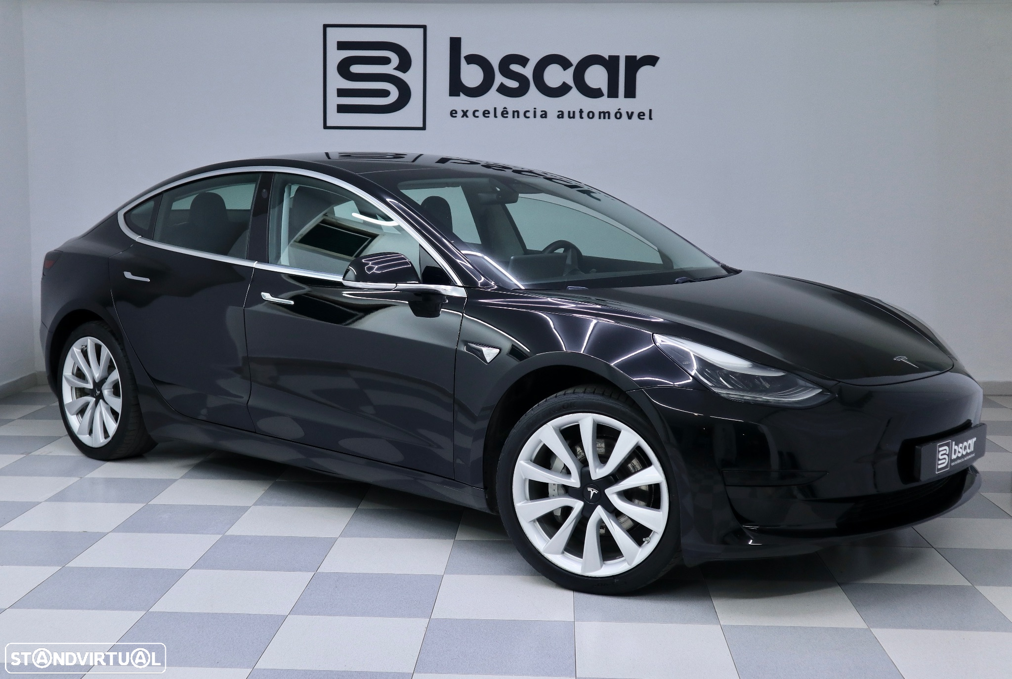 Tesla Model 3 Standard RWD Plus - 13