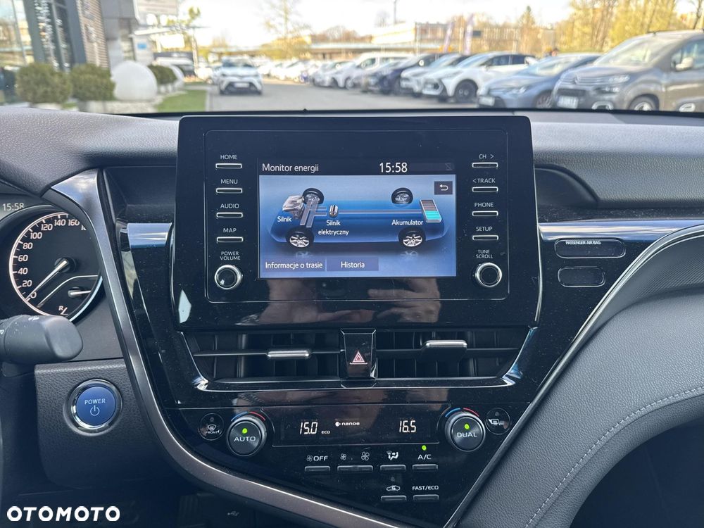 Toyota Camry 2.5 Hybrid Comfort CVT - 12