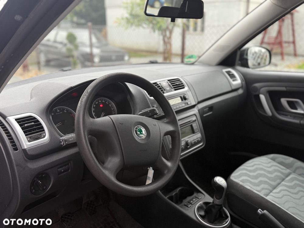 Skoda Fabia - 8