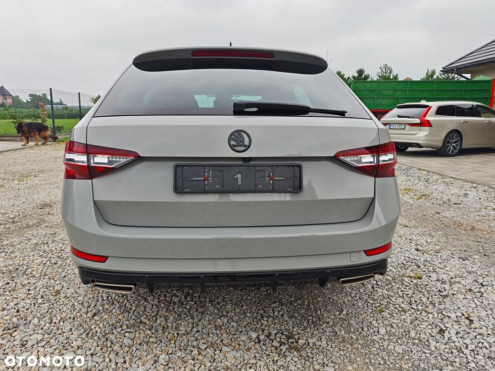Skoda Superb 2.0 TSI 4x4 DSG Sportline - 4