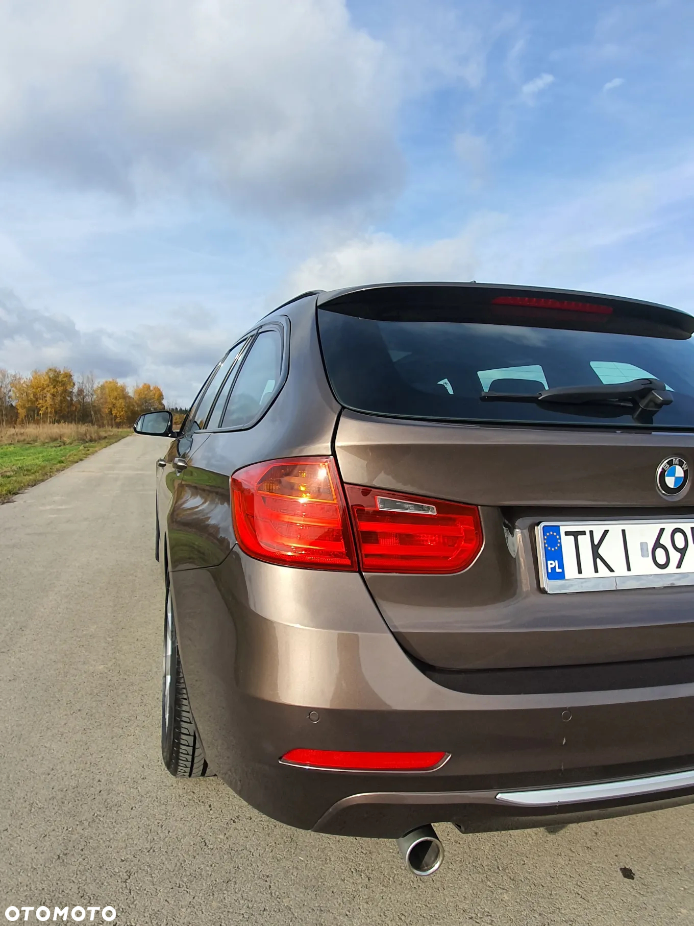 BMW Seria 3 318d Touring Modern Line - 9