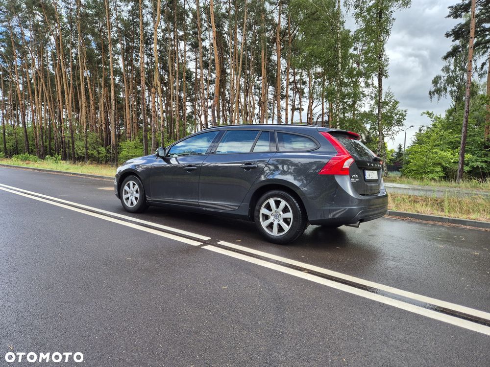 Volvo V60 D2 Kinetic - 4