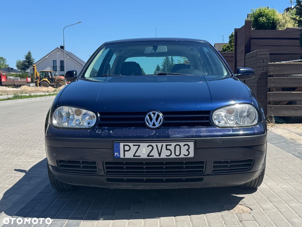 Volkswagen Golf 1.6 - 6