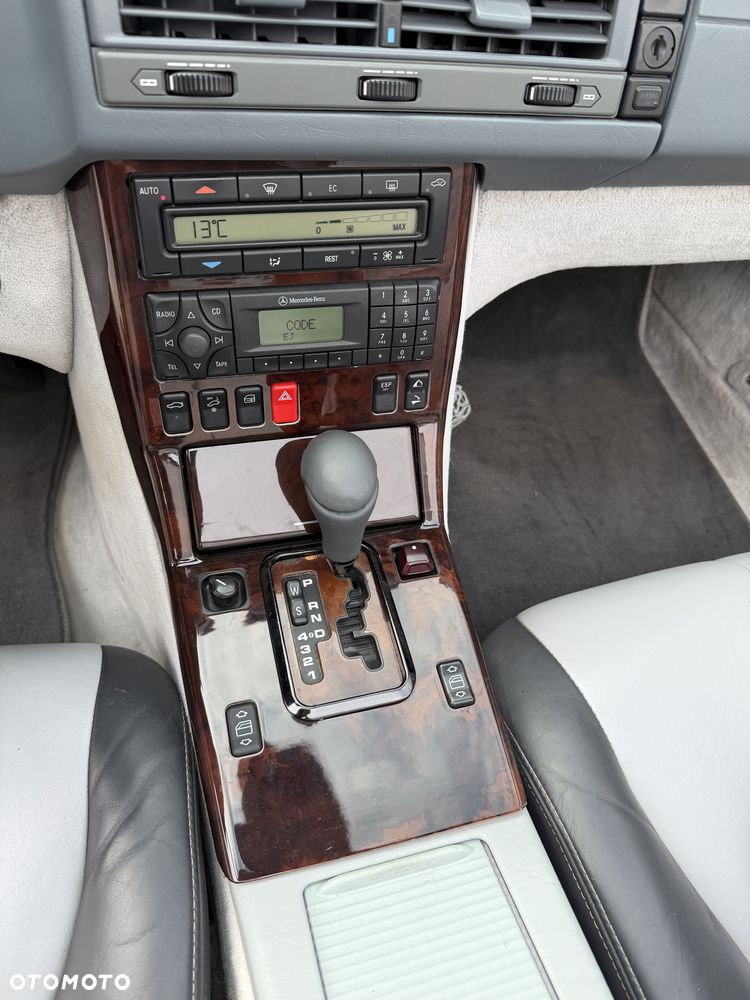 Mercedes-Benz SL 500 - 11